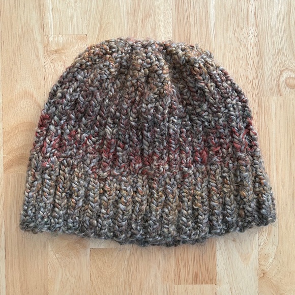 Hand Knit Earth Toned Gradient Knit Beanie Hat - Picture 4 of 4